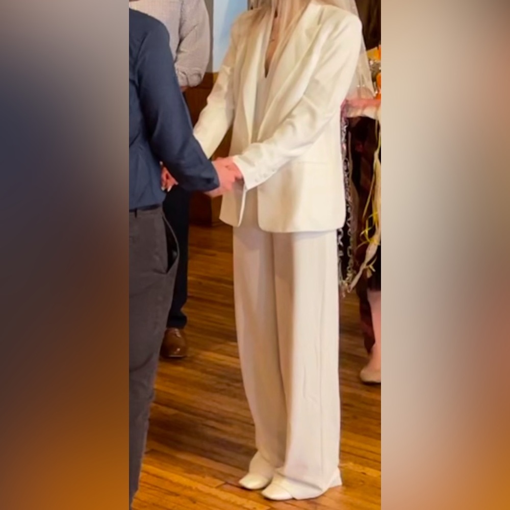 Lulu’s Lightweight Blazer Jacket - image 4